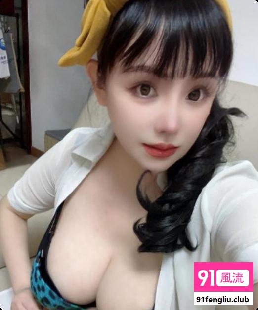 E杯丰胸肥臀